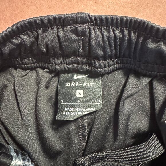 Boy's Athletic Shorts Bundle: Nike Dri-FIT, Under Armour, & GapFit - Picture 5 of 10